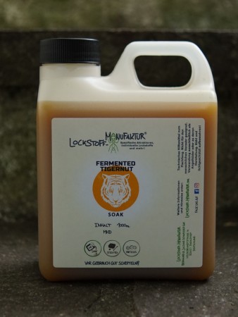 Aus besten fermentierten und enzymatisch aufgeschlossenen Zutaten, vollständig wasserlöslich und extrem fängig: der Fermented Tigernut Boilie Soak.