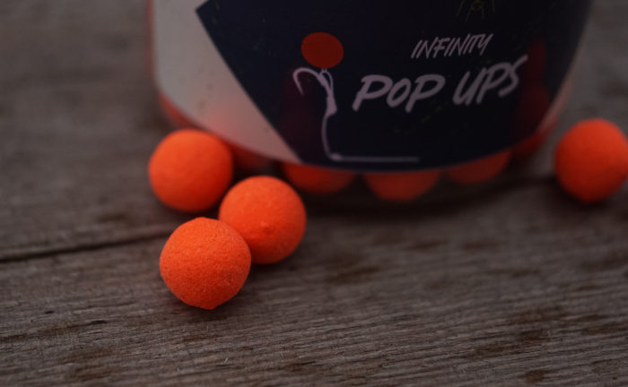 Fluo Pop Ups Orange für Karpfen - UV-aktive Fluo Pop Ups fürs Karpfenangeln.